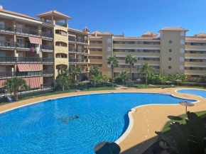 Global Properties, Acogedor apartamento con terraza y piscina en Canet